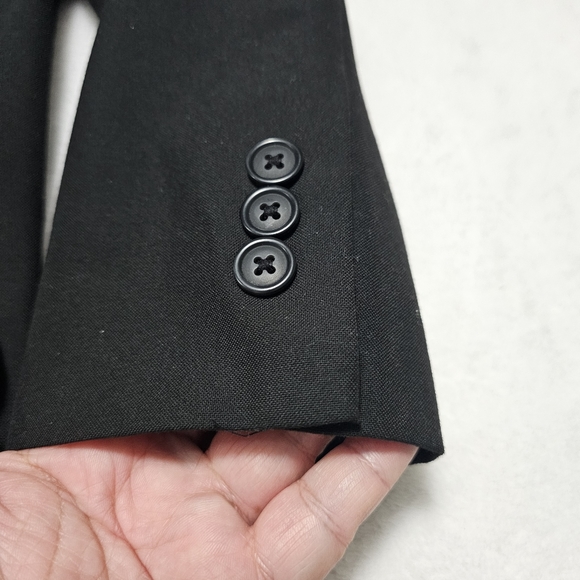 Cat & Jack Kid's Black Blazer with Blue Lining, 2 front button Size 7 - Picture 9 of 12